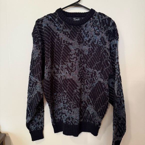 Forte Blue Crewneck Sweater with Geometric Pattern - Picture 1 of 4